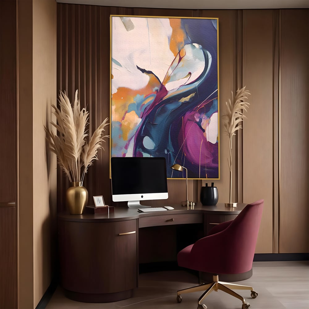 Tablou canvas cu pictura abstracta cu curbe fluide, in rama de aluminiu auriu, pe perete intr-un birou